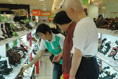 步步高美采平價(jià)百貨首店盛裝開(kāi)業(yè)，開(kāi)啟社區(qū)商業(yè)新篇章